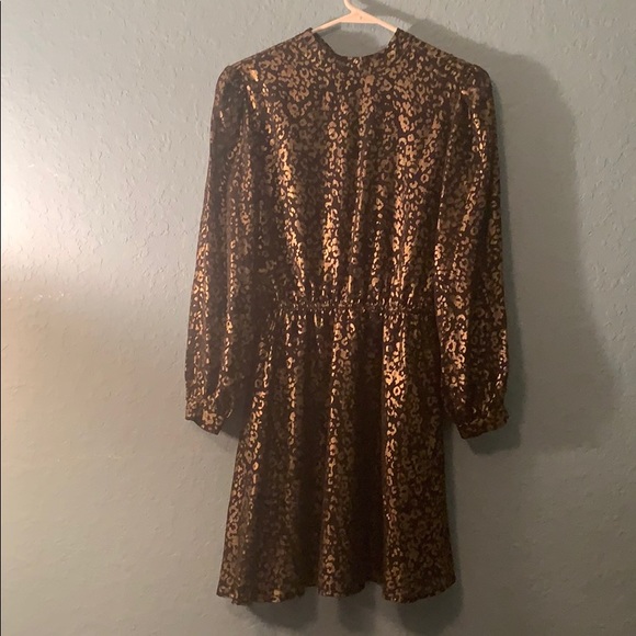 cupcakes & cashmere Dresses & Skirts - Cupcakes and cashmere one small one medium dress